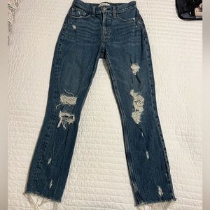Abercrombie Curvy High Rise Mom Jean Distressed Size 26/2